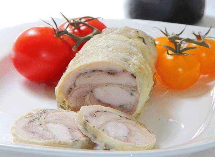 Рулет в домашних условиях из курицы Рулет в домашних условиях из курицы